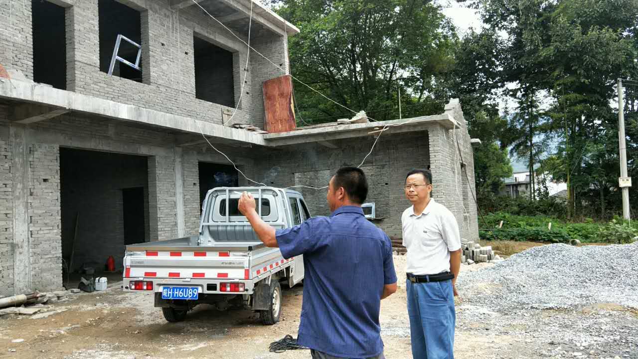 百里镇人大到东口村开展民生工