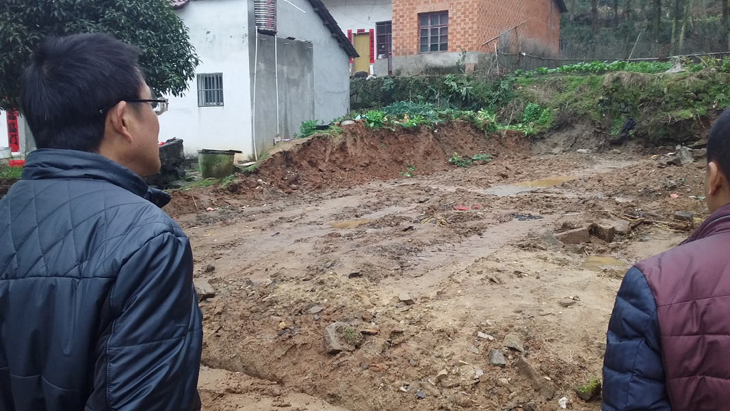 阳冲村核查2017年易地扶贫搬迁