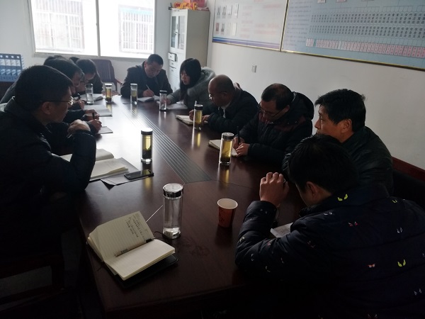 12��8���������ٿ���ί�᲼�õ�