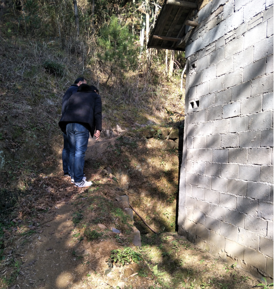 ��ƽ�忪չ2018���׵ط�ƶ��Ǩ