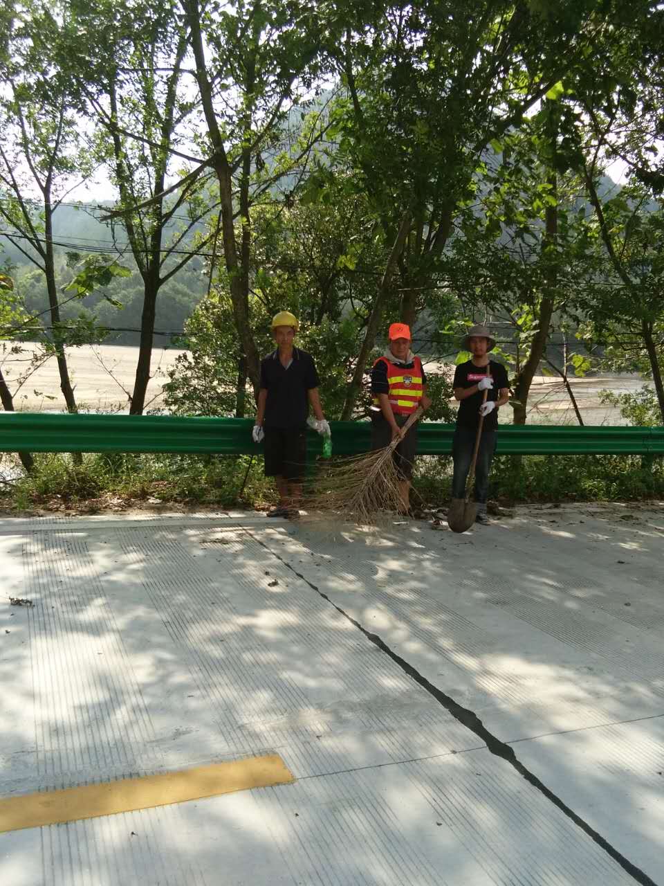 ���Ŵ�����ƽ�ũ������������