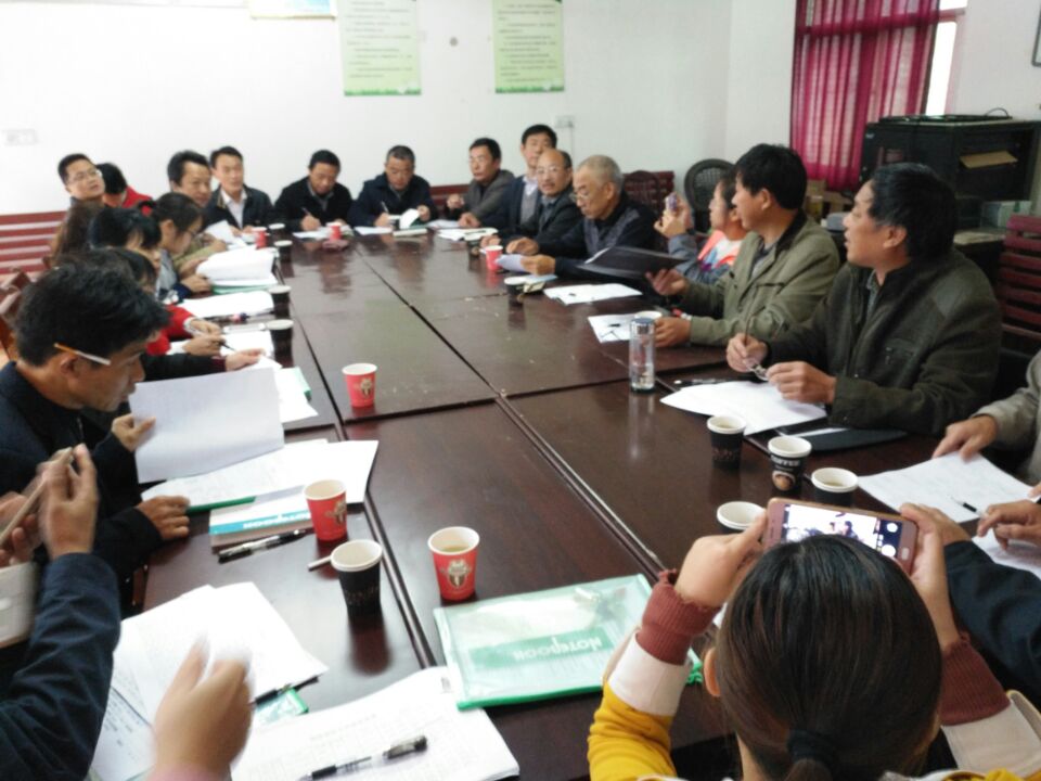 �ӳ�Сѧ������Сѧ��ʦ�����