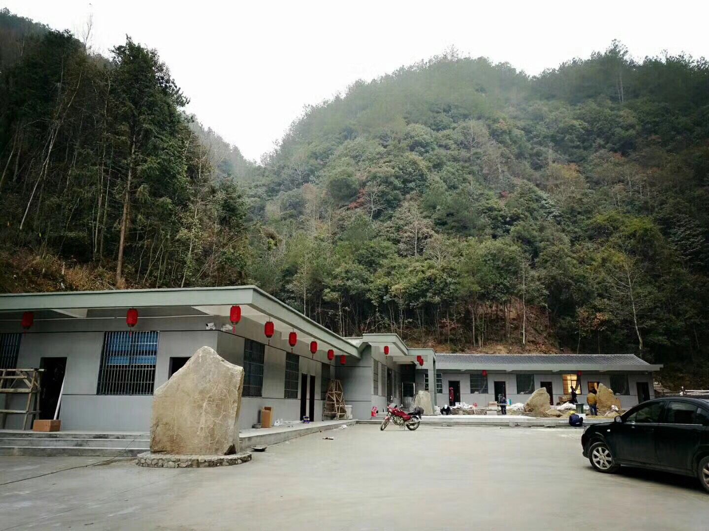 ����ίפ���쵼һ��ȥ��ͼ�´�