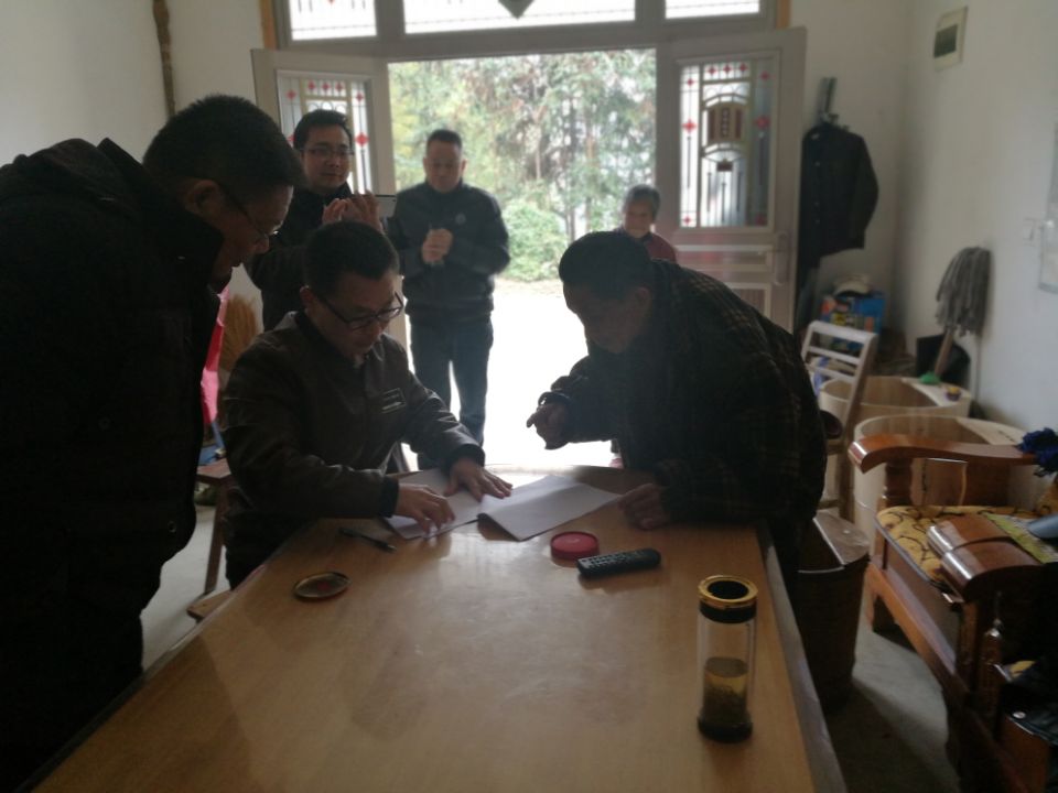 �����л���ͤ����������ͬ־��