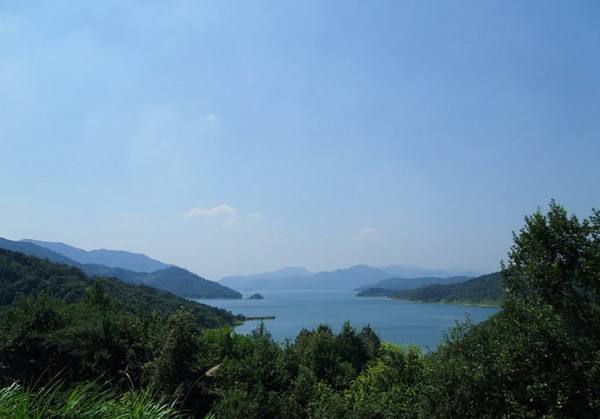 ��ǰ���尲�壺��ǿ������ҵ ��