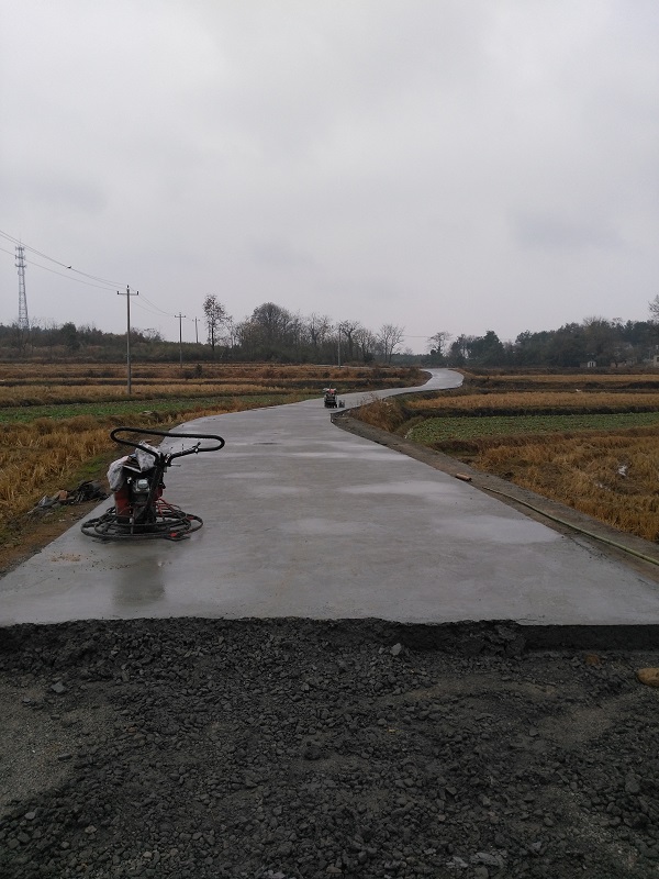 ��ɽ�峩ͨ����¹ɽ·ȫ�涯��