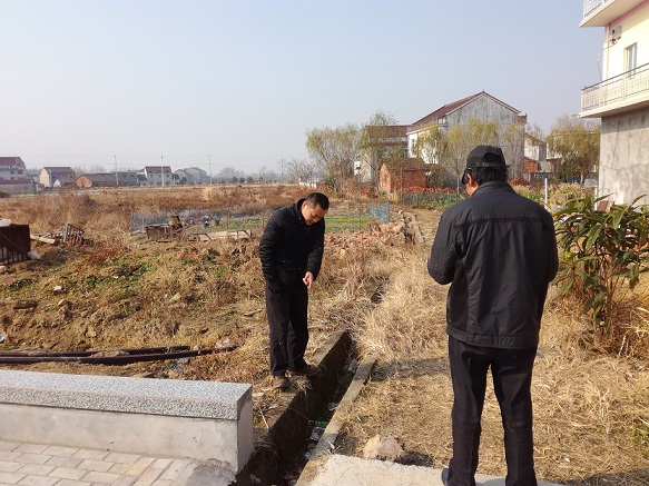 ��������    ��������